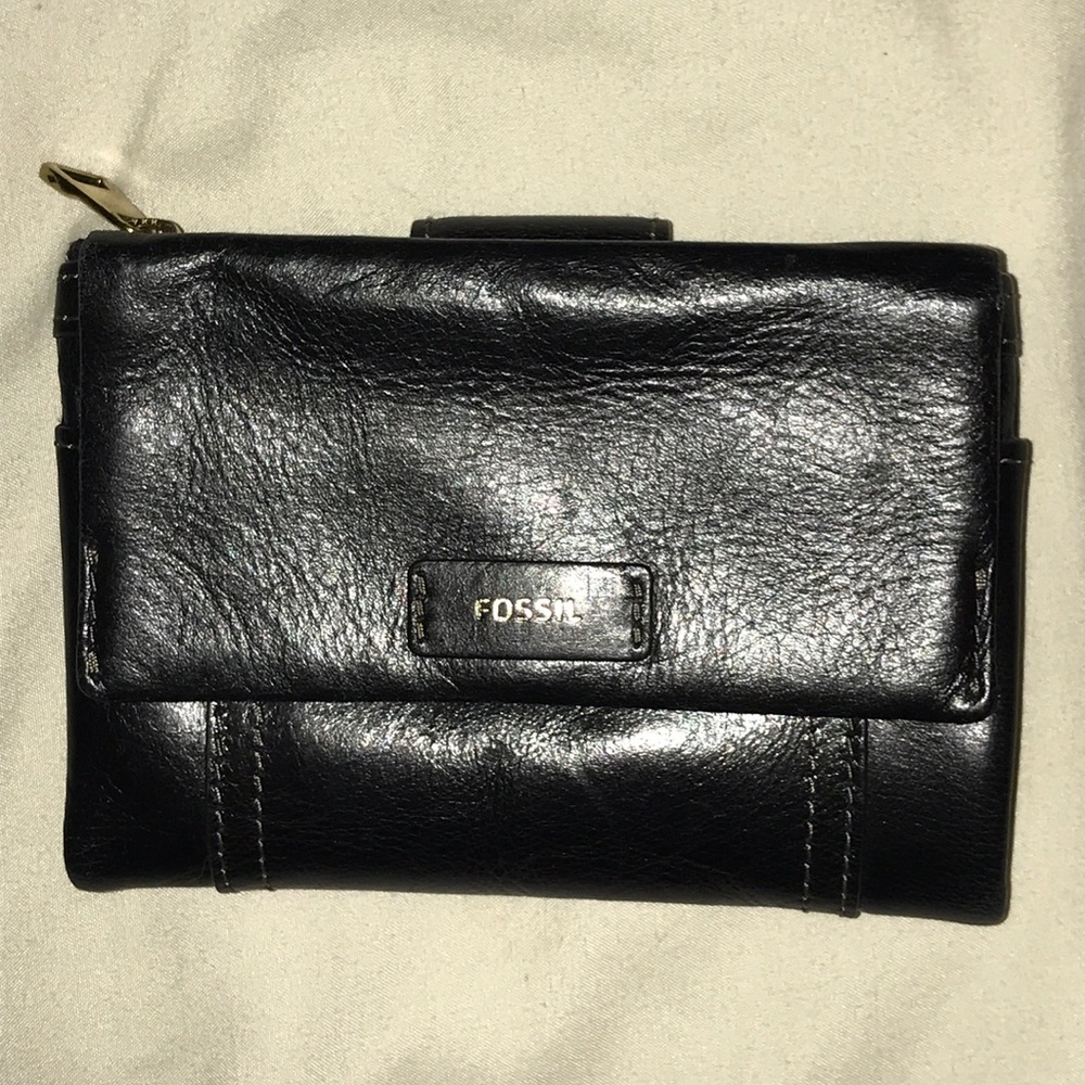 Fossil wallet